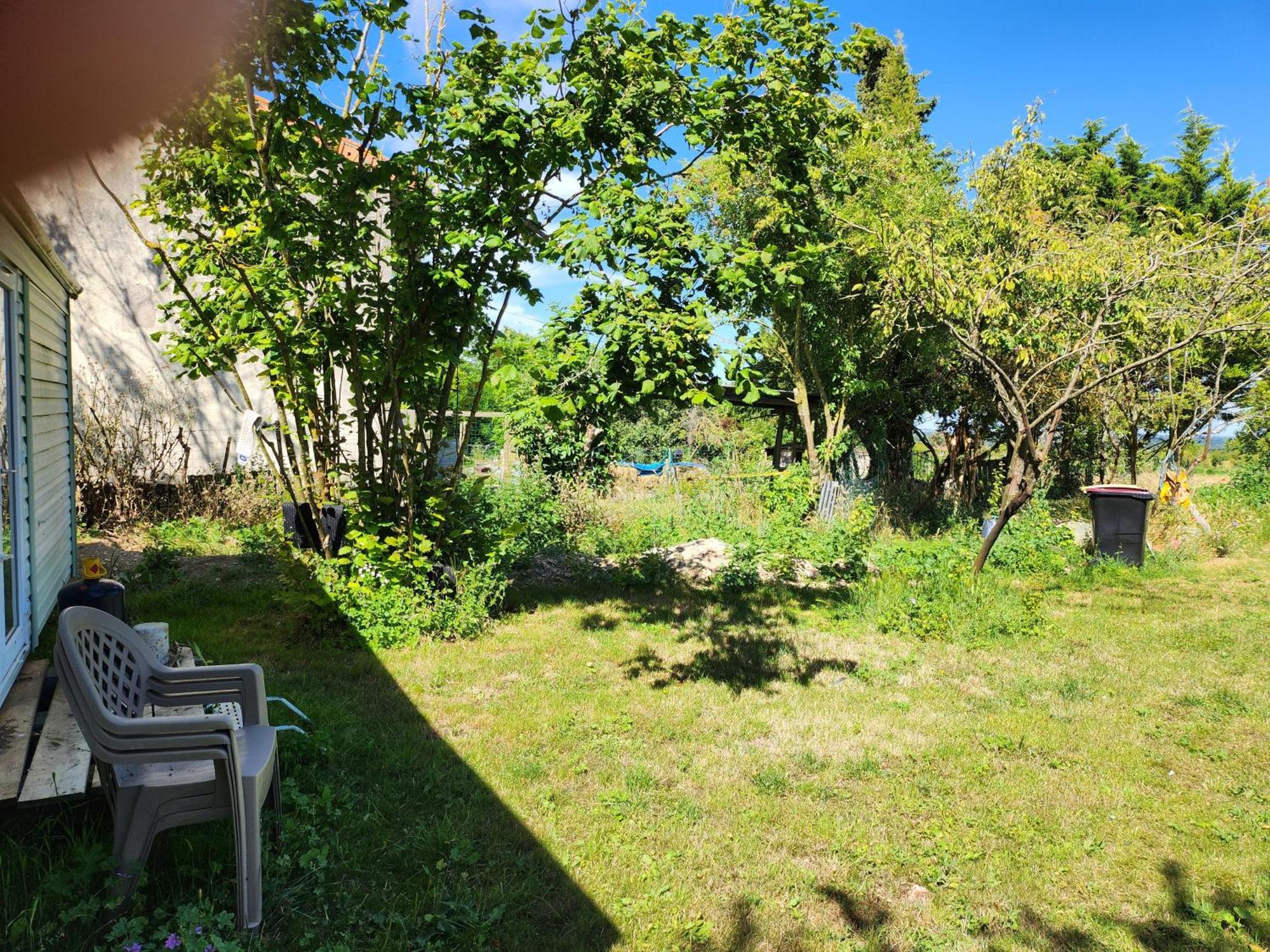 Chambres, Table D'Hotes Et Gites Les Mesanges Saint-Jean-de-Sauves Exterior foto